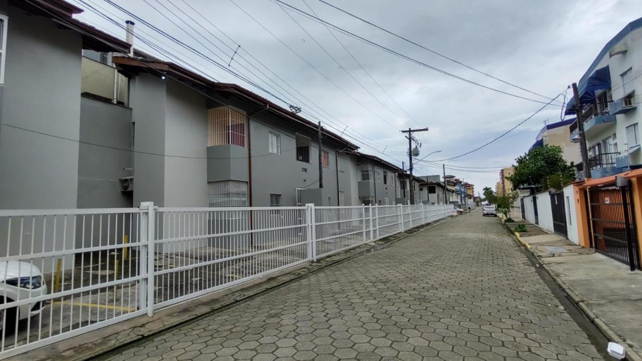 Apartamento Ubatuba - Praia Grande - 200M Da Praia 외부 사진